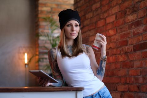 Тату-салонам готовят ограничения