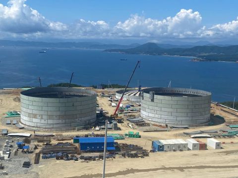 Экологичные резервуары хранения готовой продукции возводят на НЗМУ