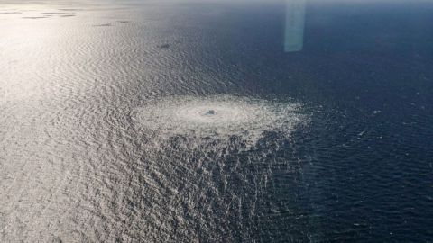 «Без ведома США это было бы невозможно»: Песков о диверсии на «Северных потоках»