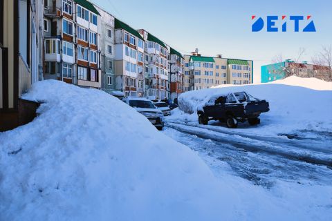 Директор камчатской управляющей компании ответит за гибель мужчины под рухнувшим с крыши дома снегом