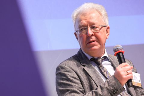 Доллар может обвалиться из-за войны в Иране — Катасонов