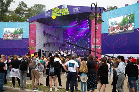 Юбилей Владивостока отпразднуют концертом, гонками и фестивалем