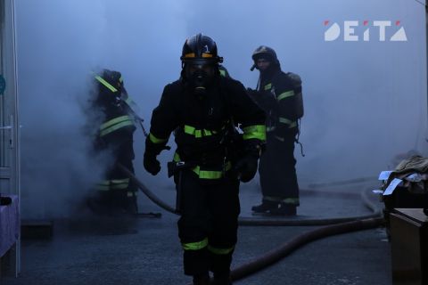 Пьяный зять сжёг автомобиль тёщи в Приморье