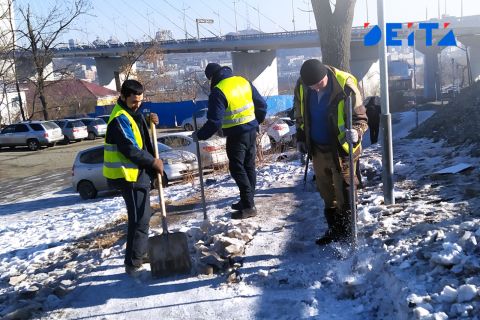 Прокуратура накажет приморских чиновников и коммунальщиков за гололёд