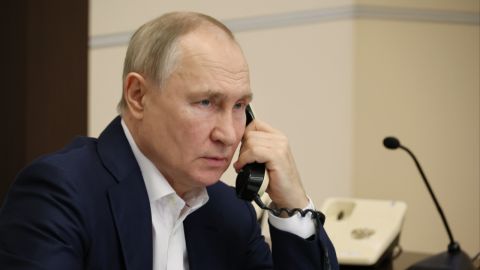 Путин и Трамп готовятся к телефонному разговору на фоне финальных этапов переговоров по Украине