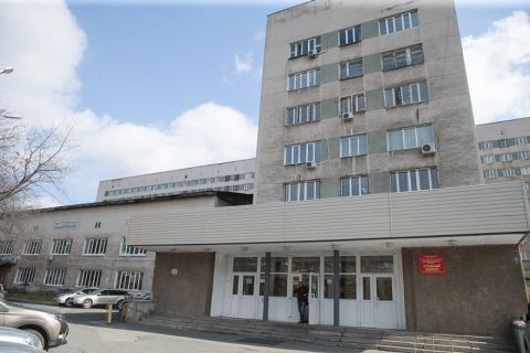 Главврач и подрядчик Тысячекоечной больницы Владивостока ответят за холод в палатах
