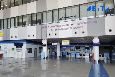 Почти 900 мигрантов не пустили в Приморье
